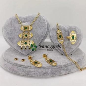 Stainless steel gold plated jewelry set Conjunto de joyas chapado en oro de acero inoxidable