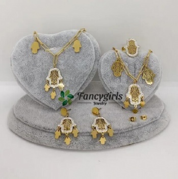 Stainless steel gold plated jewelry set Conjunto de joyas chapado en oro de acero inoxidable