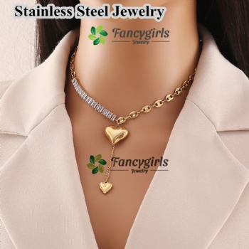 Stainless steel heart pendant necklace